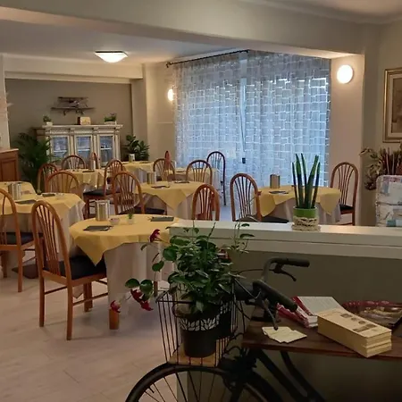 Le Scalette San Marco 3* أبّادييا سان سالفاتور
